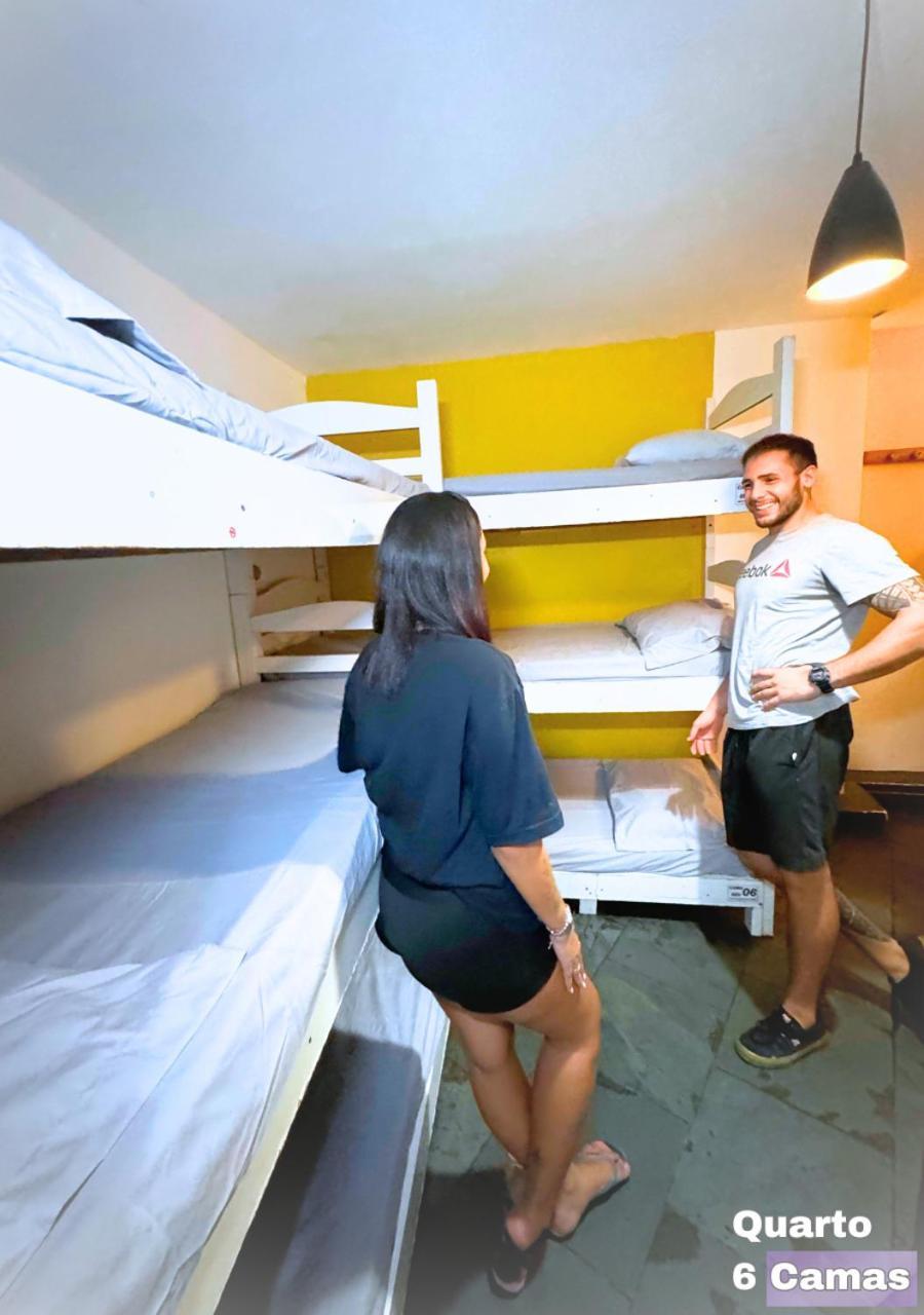 Por El Mundo Hostel *
